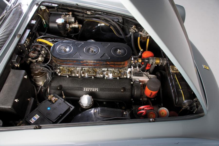  Ferrari 250 GTE 2+2 1961 года  (фото 9 из 10)